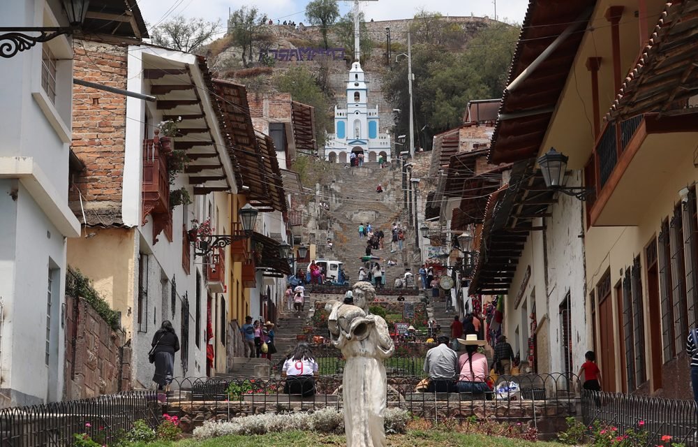 CITY TOUR CAJAMARCA:  Historia, Fe y Miradores (Peatonal)