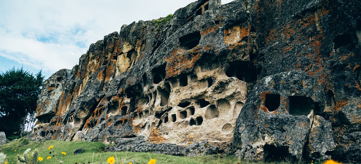 TESOROS ARQUEOLÓGICOS:  Exploración de las Ventanillas de Otuzco